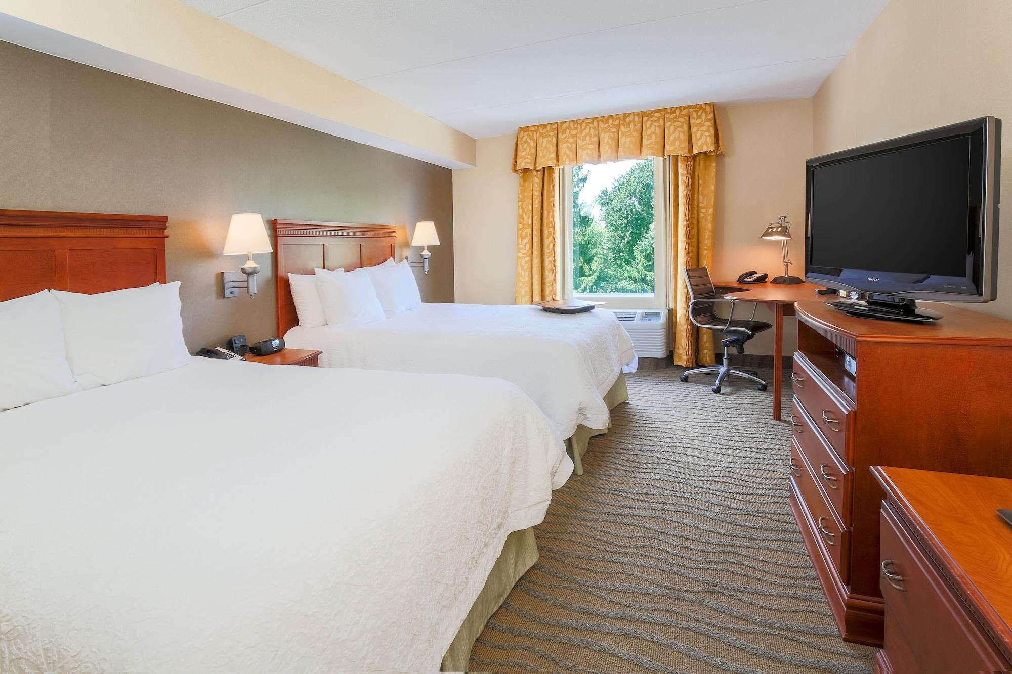 Hampton Inn & Suites Poughkeepsie Spackenkill Extérieur photo
