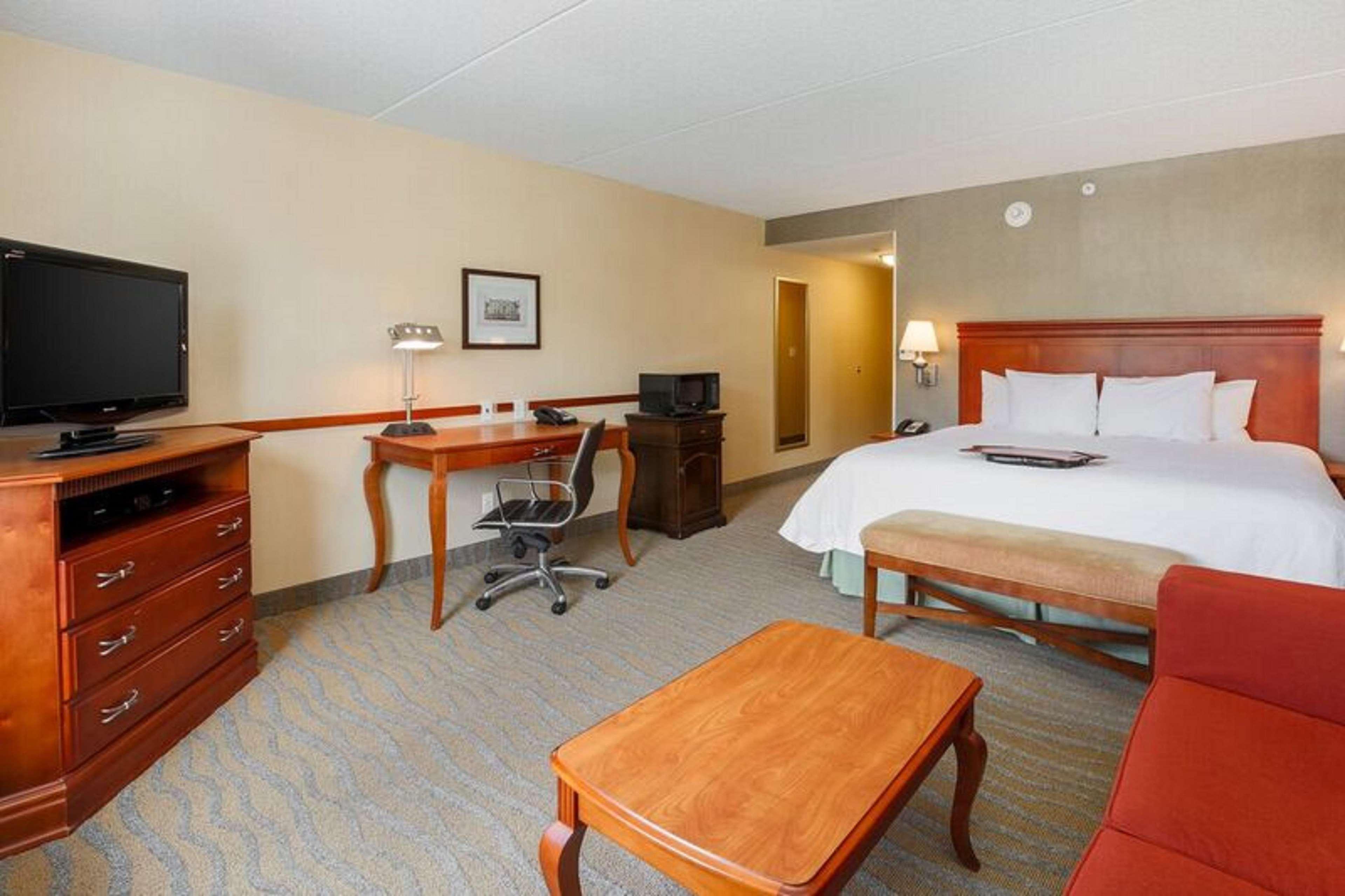 Hampton Inn & Suites Poughkeepsie Spackenkill Extérieur photo