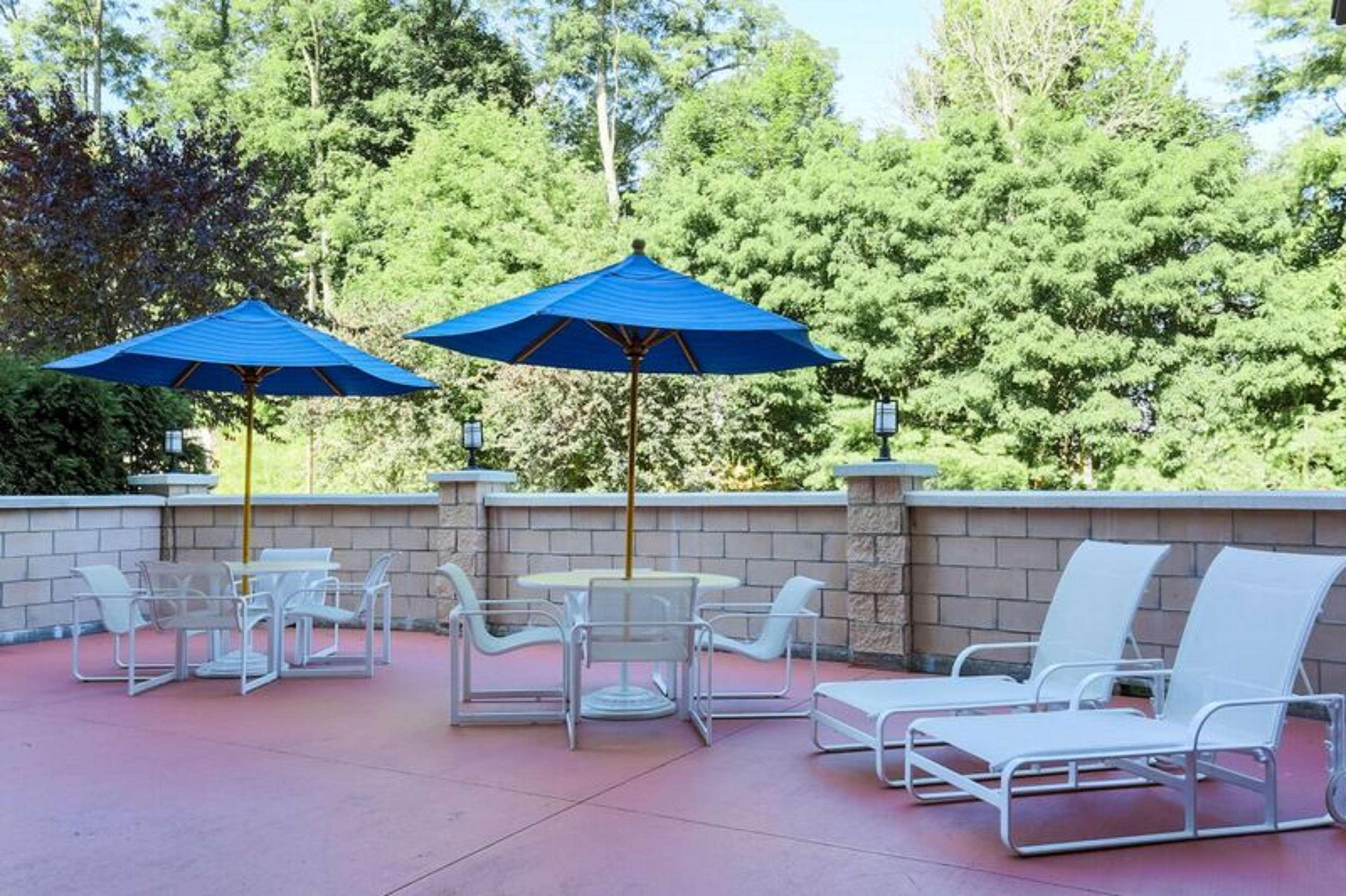 Hampton Inn & Suites Poughkeepsie Spackenkill Extérieur photo