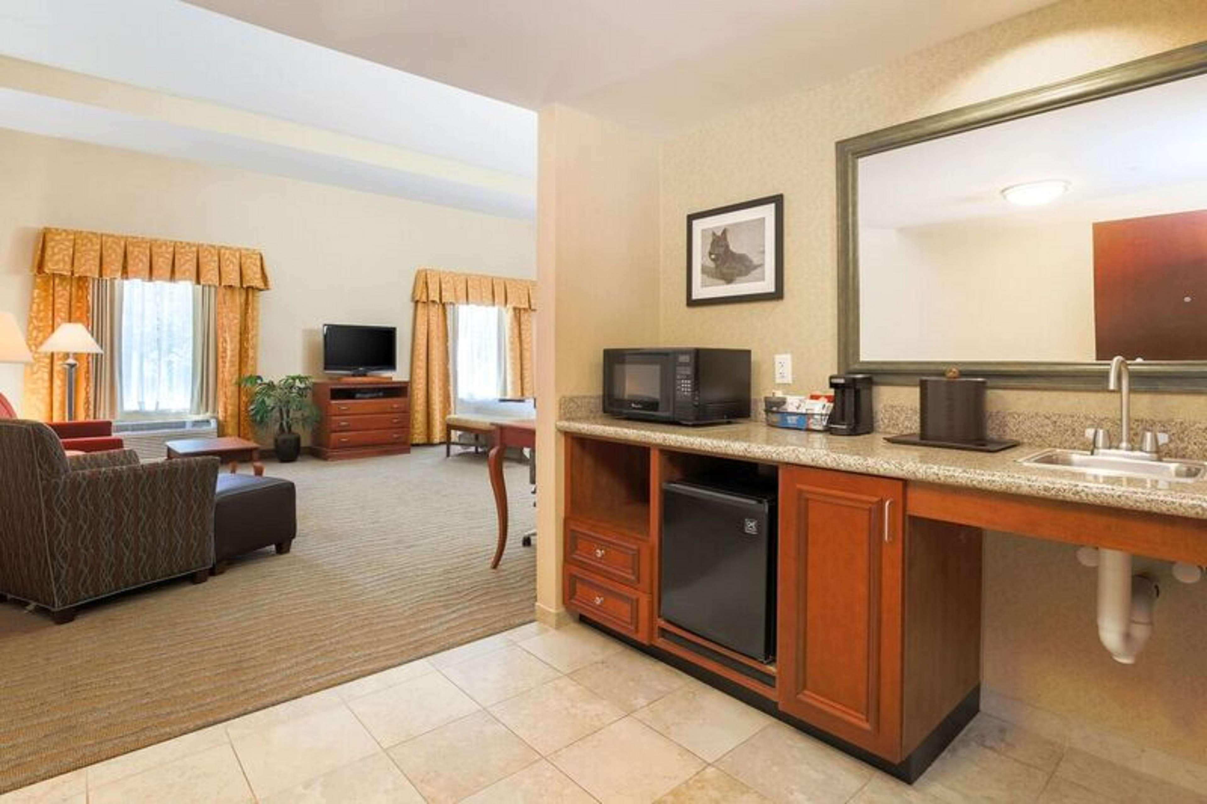 Hampton Inn & Suites Poughkeepsie Spackenkill Extérieur photo