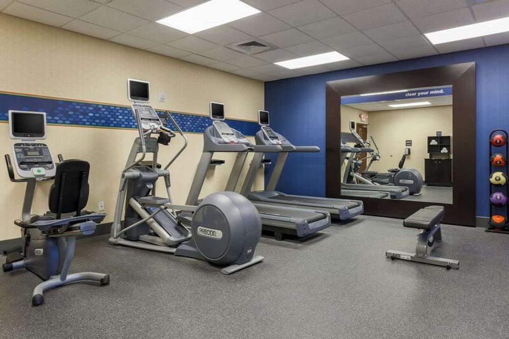 Hampton Inn & Suites Poughkeepsie Spackenkill Extérieur photo