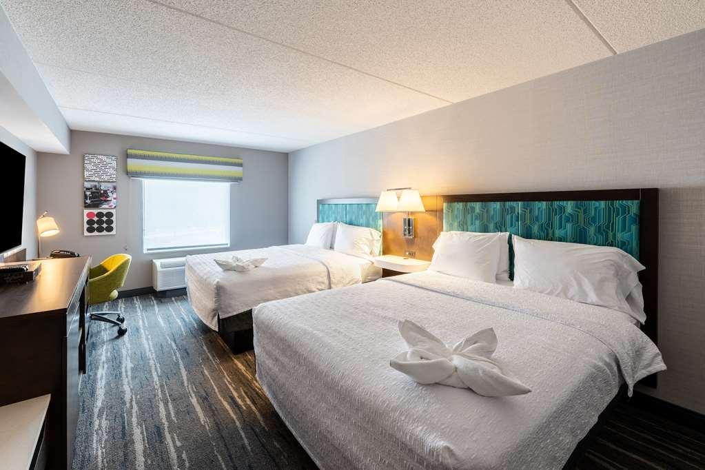 Hampton Inn & Suites Poughkeepsie Spackenkill Chambre photo