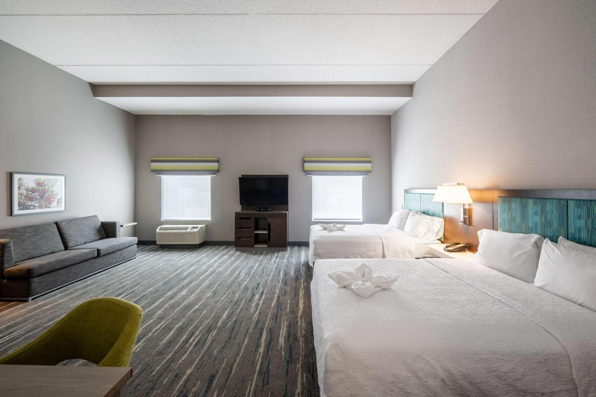 Hampton Inn & Suites Poughkeepsie Spackenkill Extérieur photo