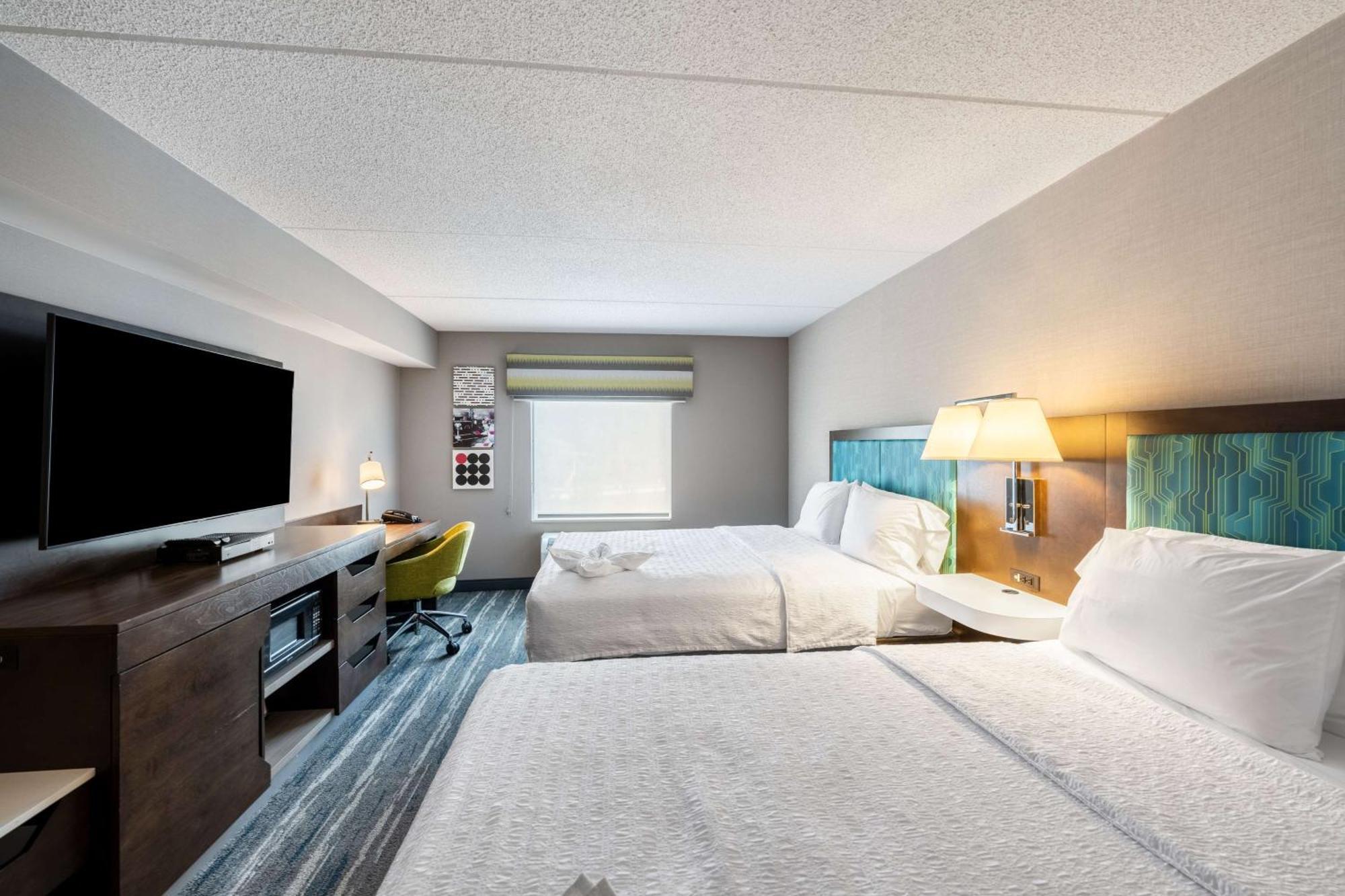 Hampton Inn & Suites Poughkeepsie Spackenkill Extérieur photo