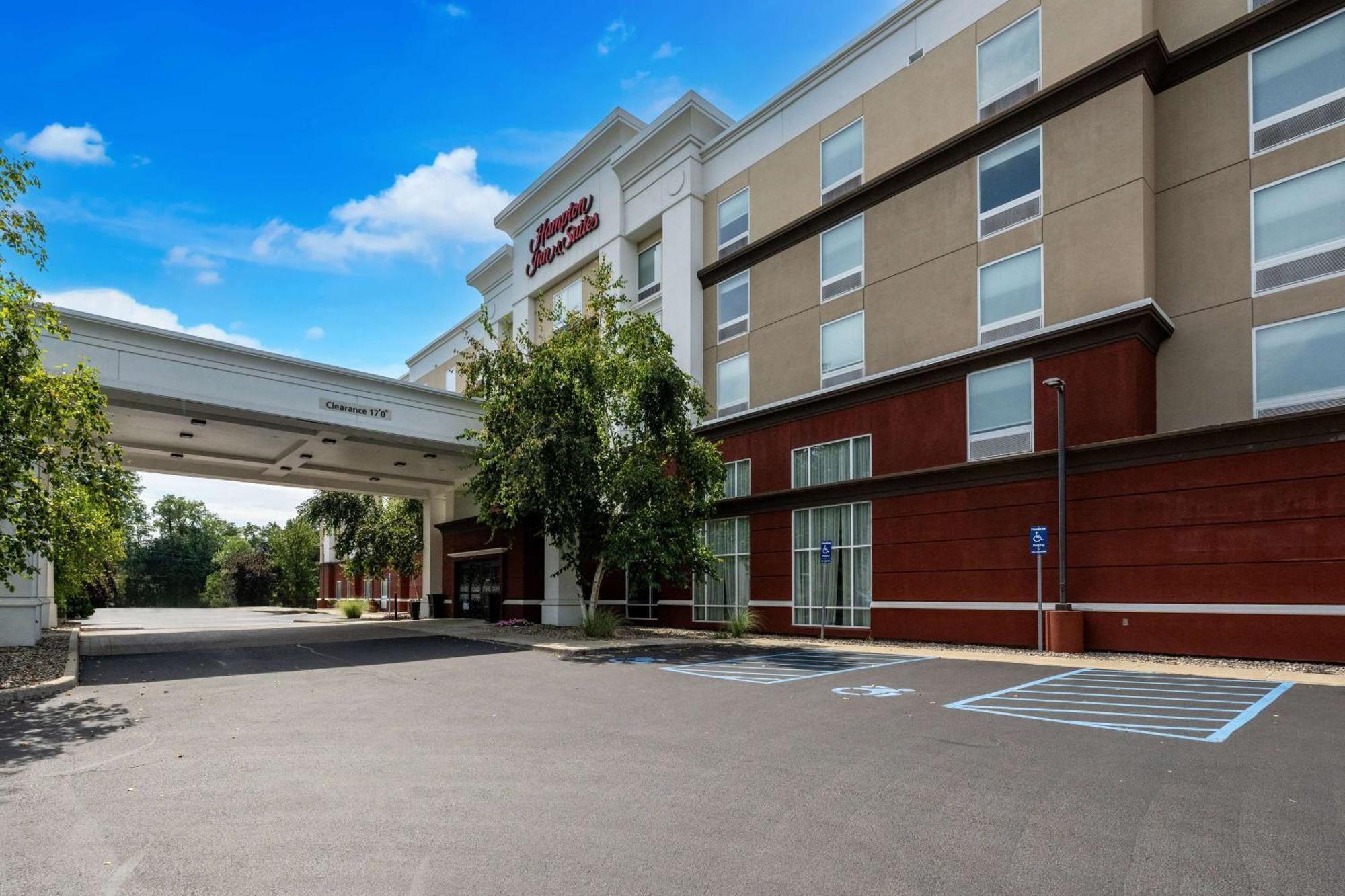Hampton Inn & Suites Poughkeepsie Spackenkill Extérieur photo