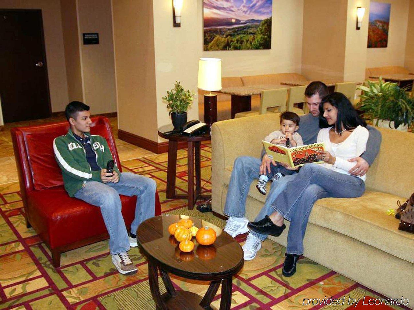 Hampton Inn & Suites Poughkeepsie Spackenkill Chambre photo